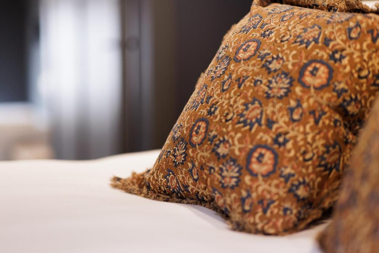 The Silk Rooms, At The Freemasons Inn Натсфорд Экстерьер фото